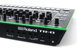 ROLAND AIRA TR-8